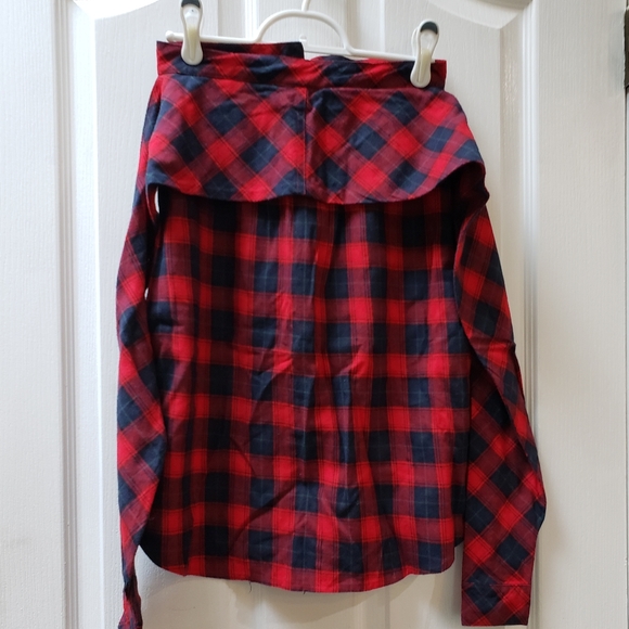 HOT DEAL! unique short skirt with shirt sleeves waist band *Host Pick* - Picture 5 of 13